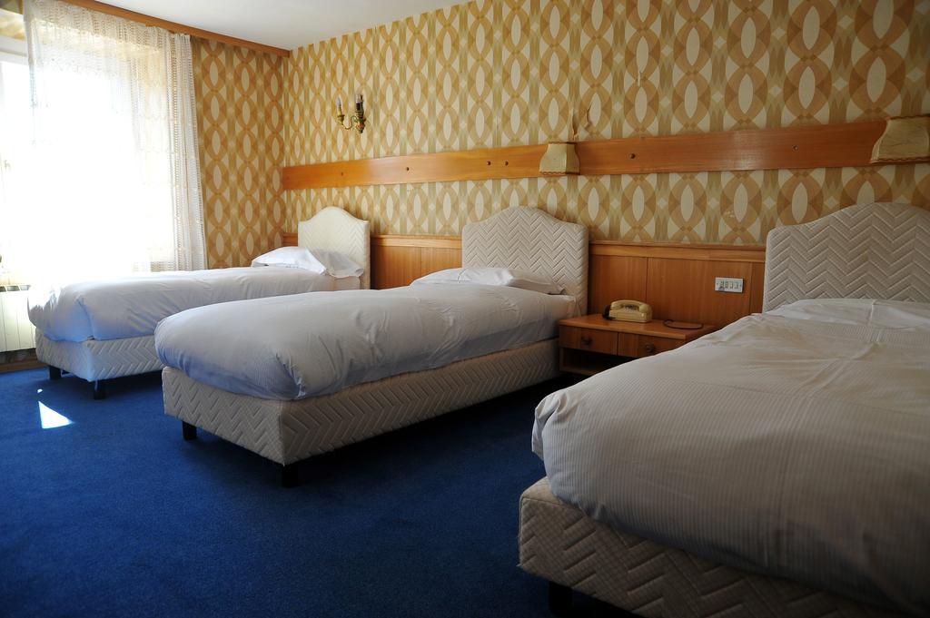 Hotel Пасо Стелвио Екстериор снимка